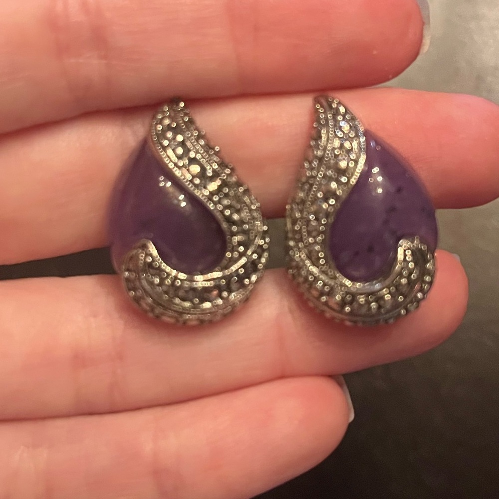 Vintage 80s Avon Hematite and Amethyst Cabochon Earrings